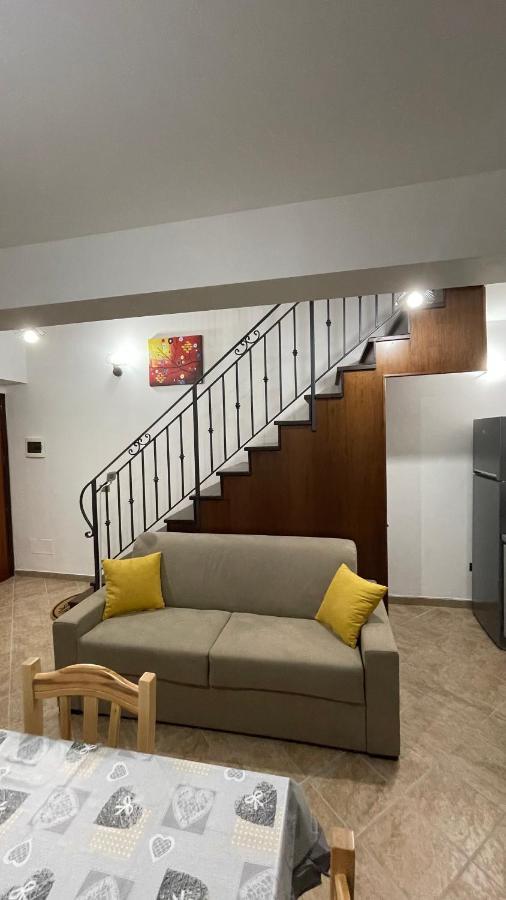 فيلا Casa Vacanze Antico Cortile Delle Palme Villagrazia Di Carini المظهر الخارجي الصورة