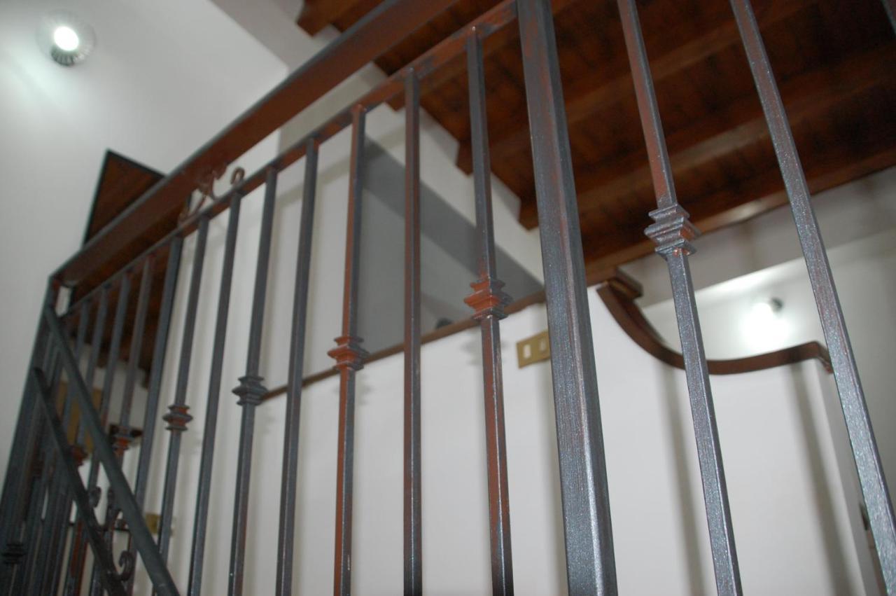 فيلا Casa Vacanze Antico Cortile Delle Palme Villagrazia Di Carini المظهر الخارجي الصورة