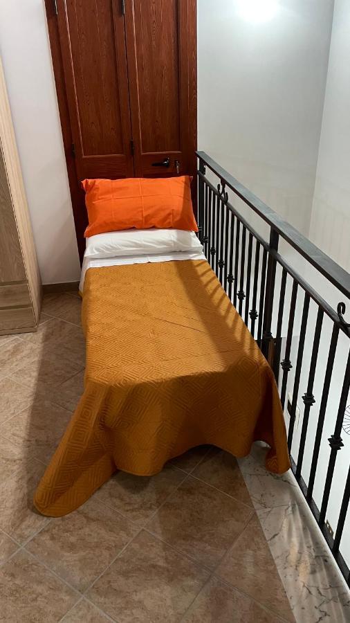 فيلا Casa Vacanze Antico Cortile Delle Palme Villagrazia Di Carini المظهر الخارجي الصورة